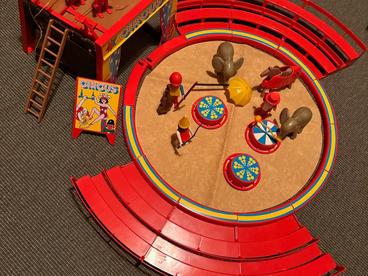 Billede 1 - Cirkus Playmobil m/dyr og figur 