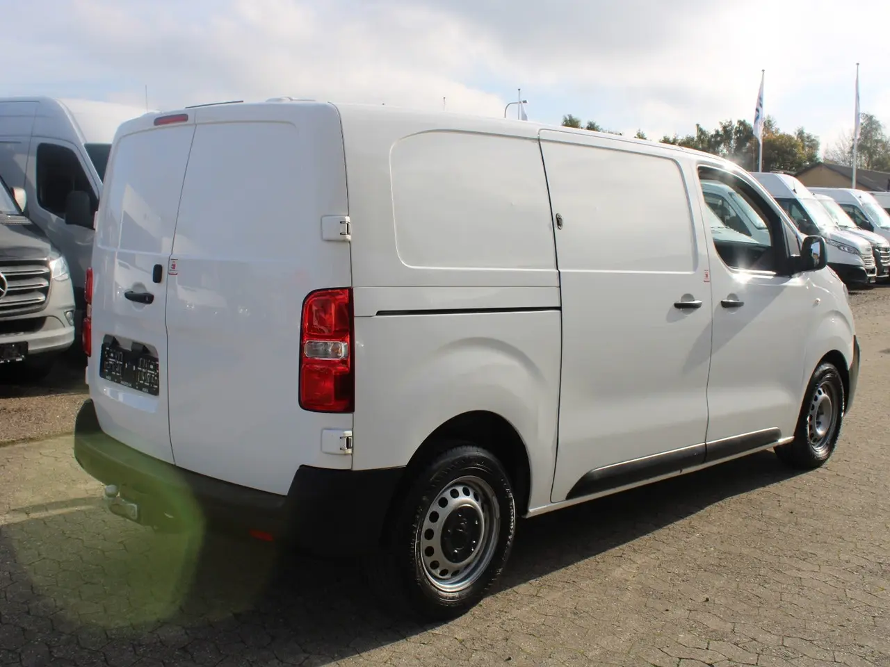 Billede 8 - Peugeot Expert 2,0 BlueHDi 122 L2 Plus Van