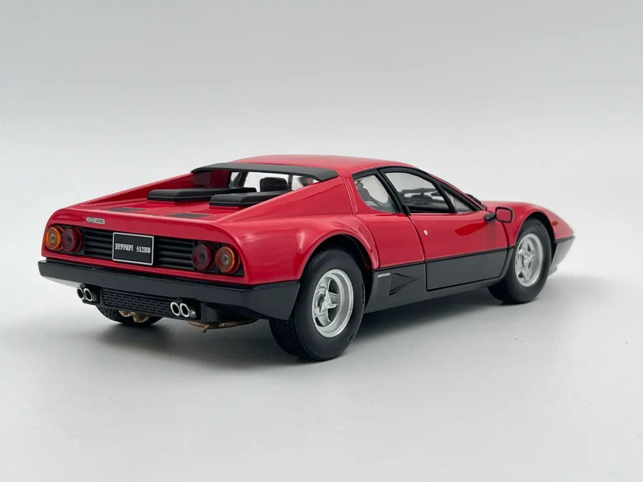 Billede 4 - 1976 Ferrari 512 BB - KYOSHO - 1:18