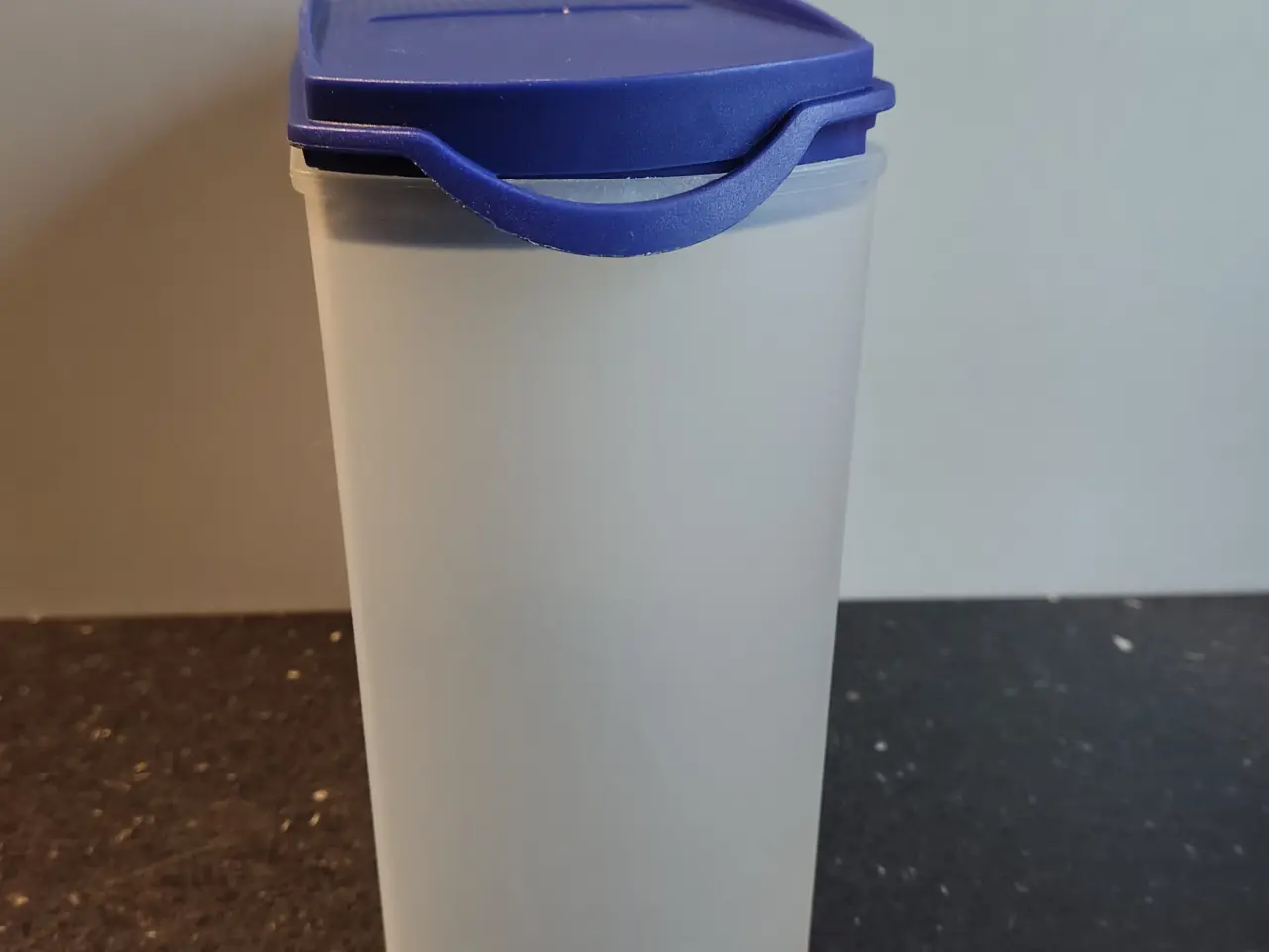 Billede 1 - Tupperware forskelligt