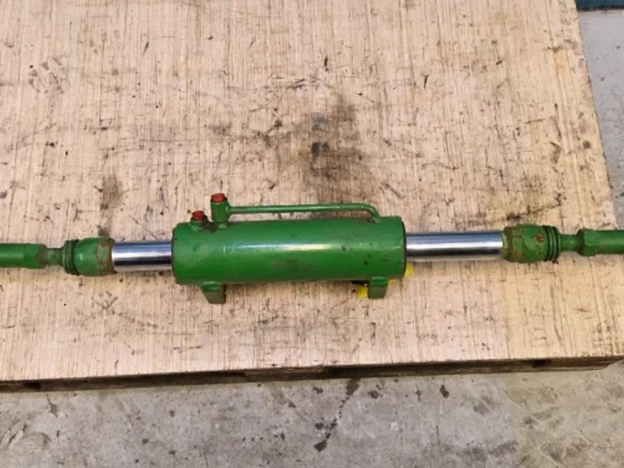 Billede 2 - John Deere 6215R Styrecylinder AL224302