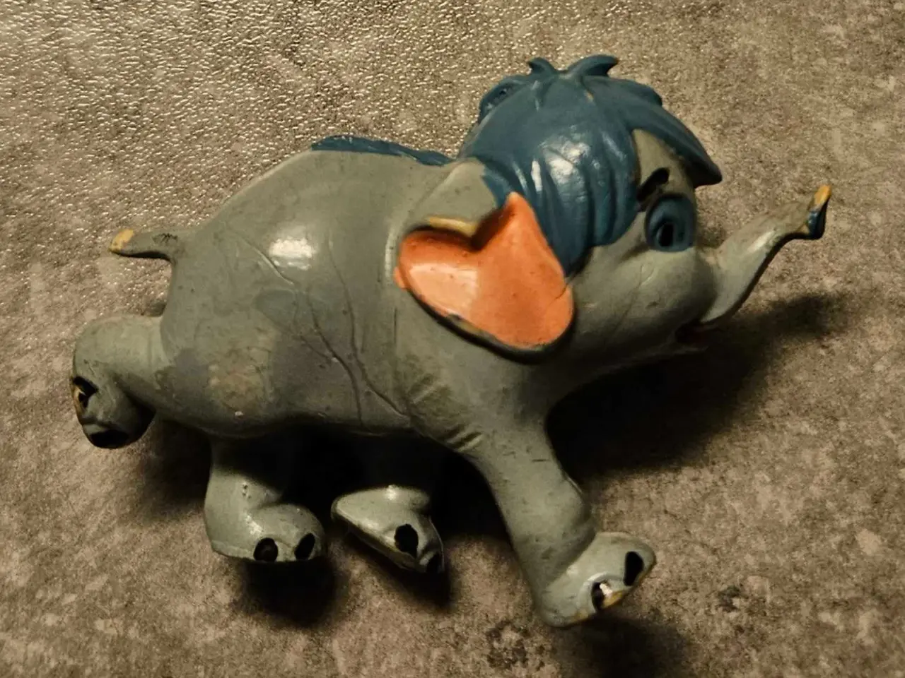 Billede 3 - Lille fin Disney figur Jumbo 