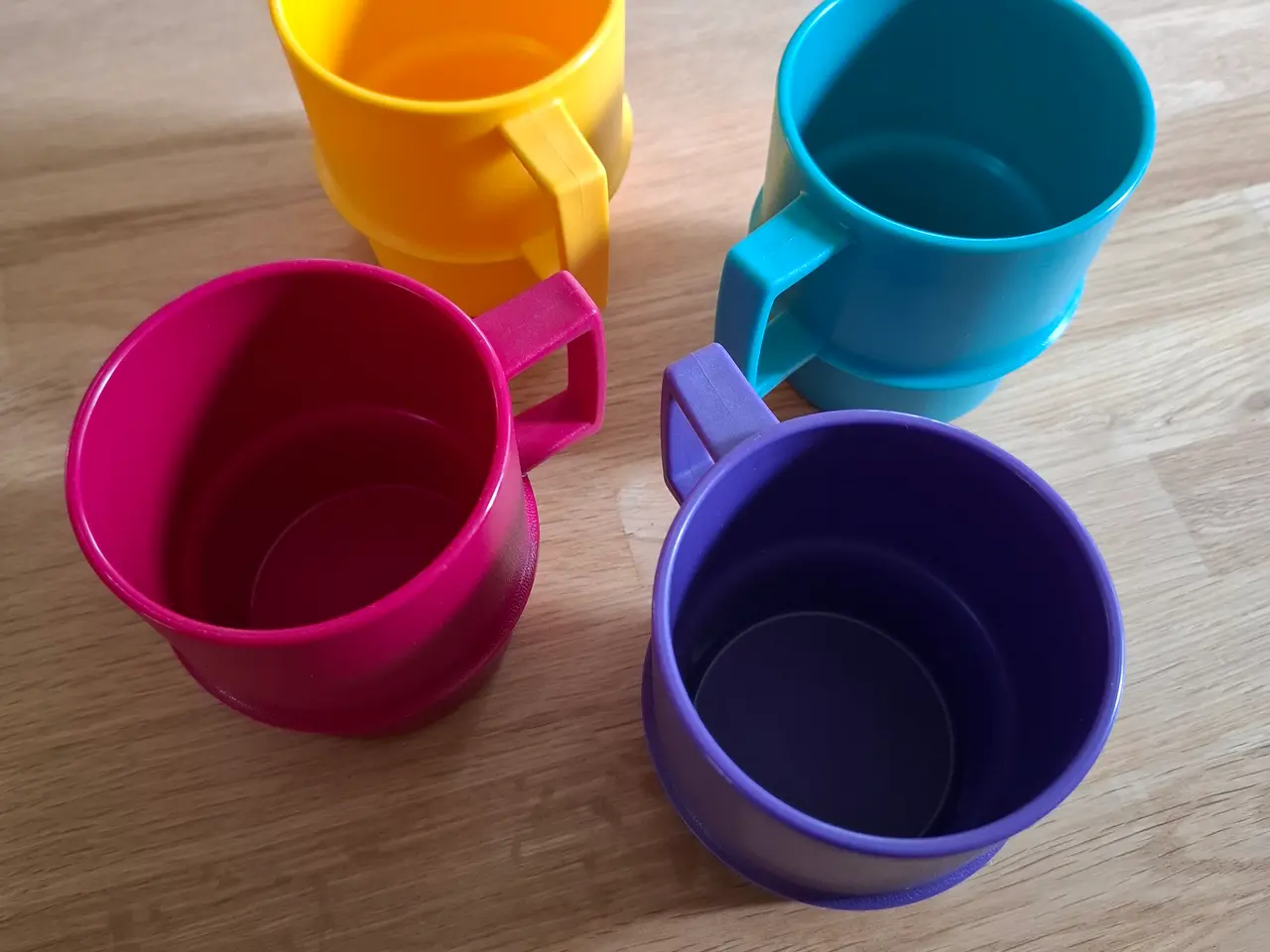 Billede 1 - 4 tupperware kopper 