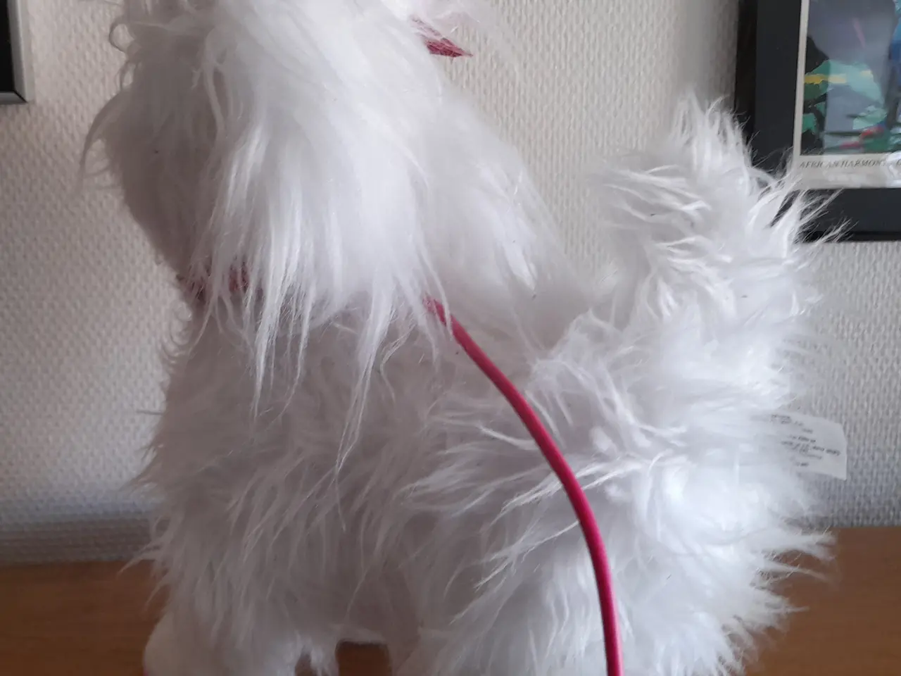 Billede 6 - Kær fluffy hund, der kan gå og sige lyde.