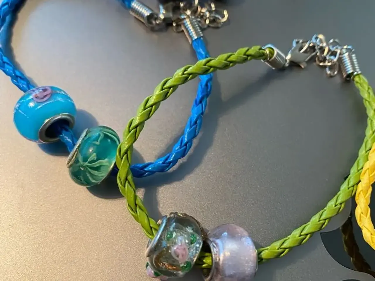 Billede 4 - Flotte nye armbånd