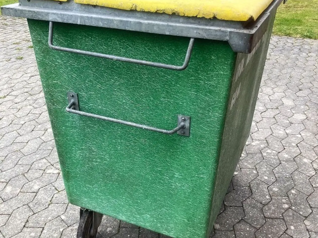Billede 5 - Affaldscontainer, glasfiber 600 ltr.