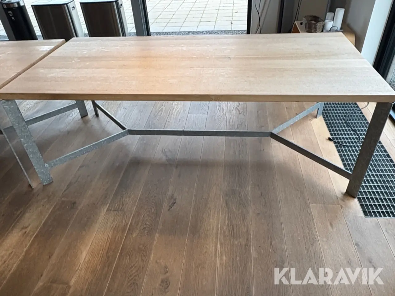 Billede 4 - Konference / kantine borde massiv egetræ - 3 styk