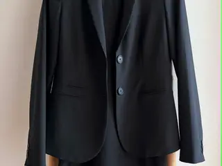 Karen By Simonsen blazer og kjole, str. 38