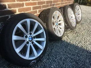 Sommerdæk 17 tommer med originale BMW alufælge
