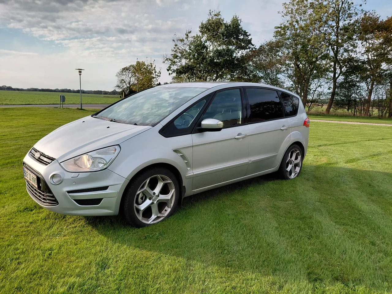 Billede 1 - Nysynet Ford S-max