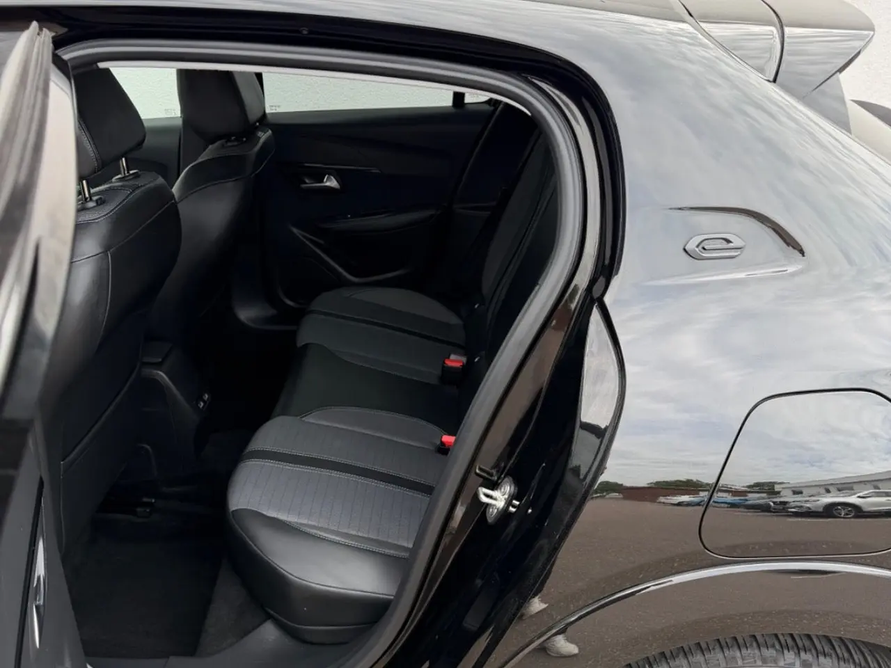 Billede 11 - Peugeot e-208 50 Allure Pack