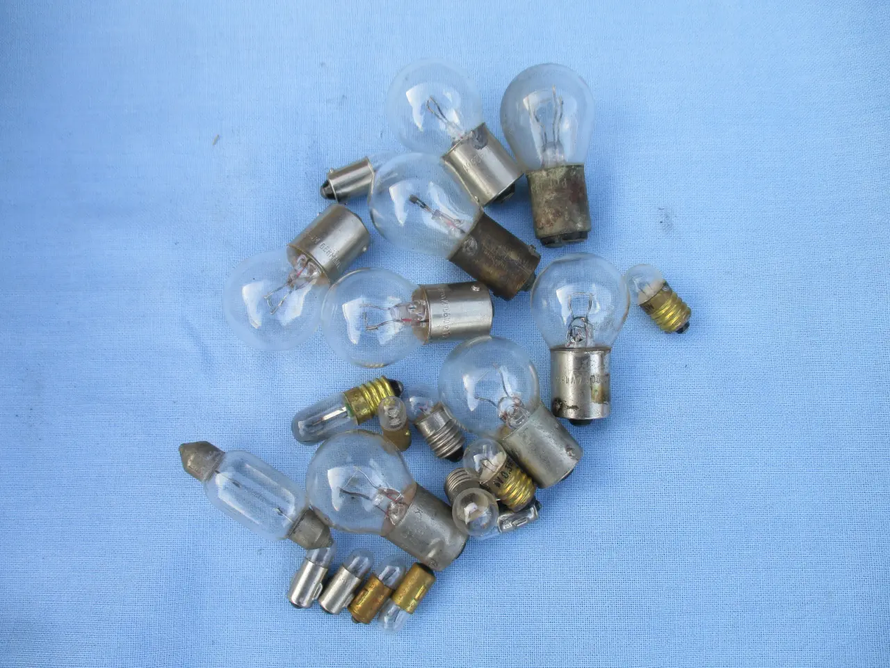 Billede 3 - 6 volt pærer