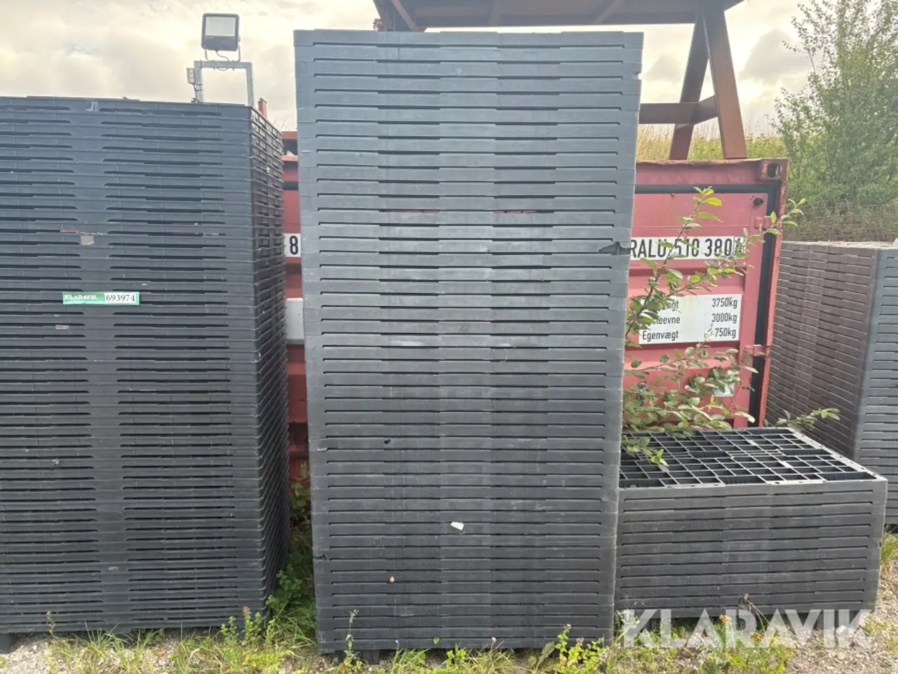 Billede 3 - Plastikpaller 125-150 styk