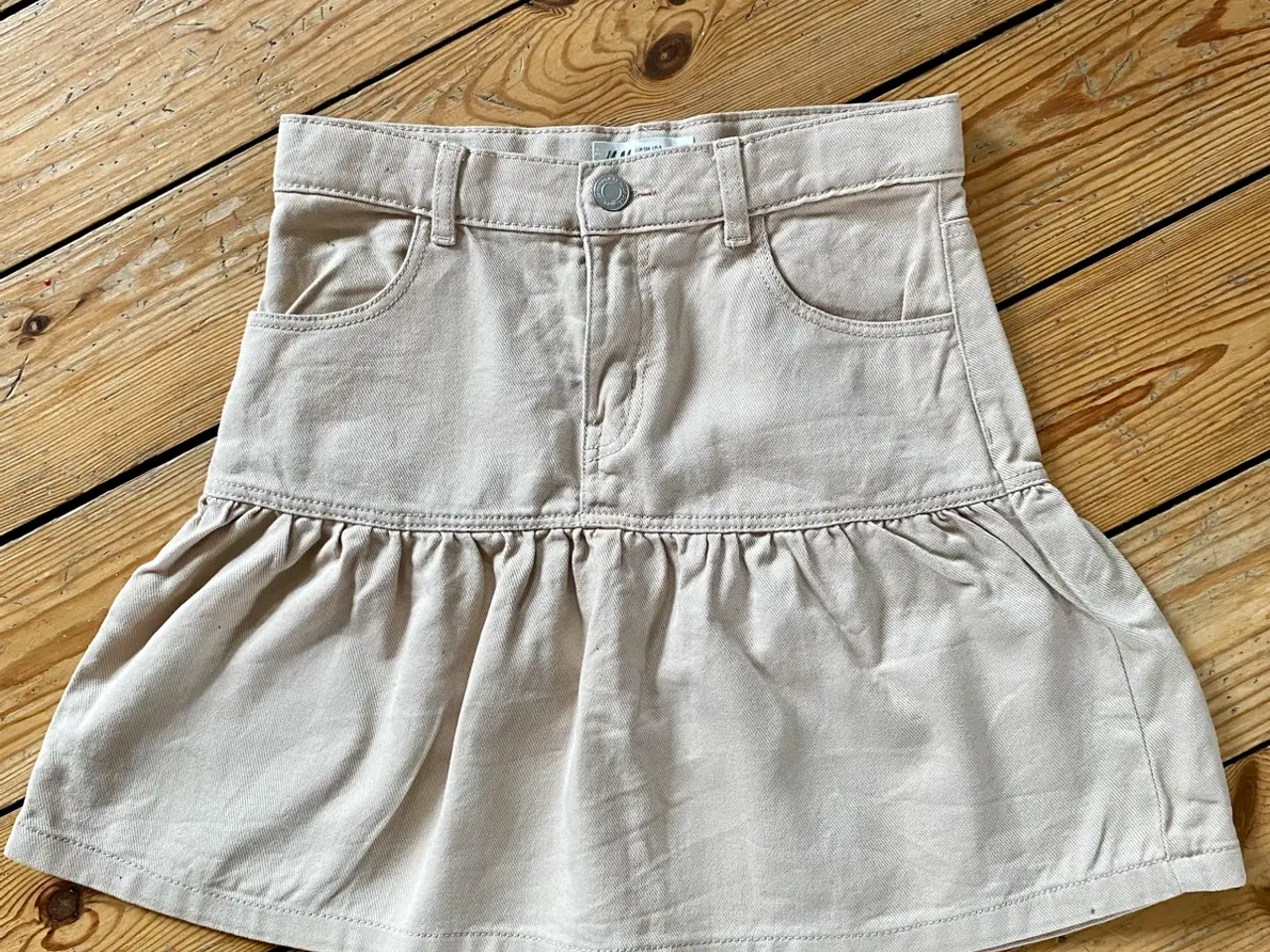 Billede 1 - H&m nederdel 134