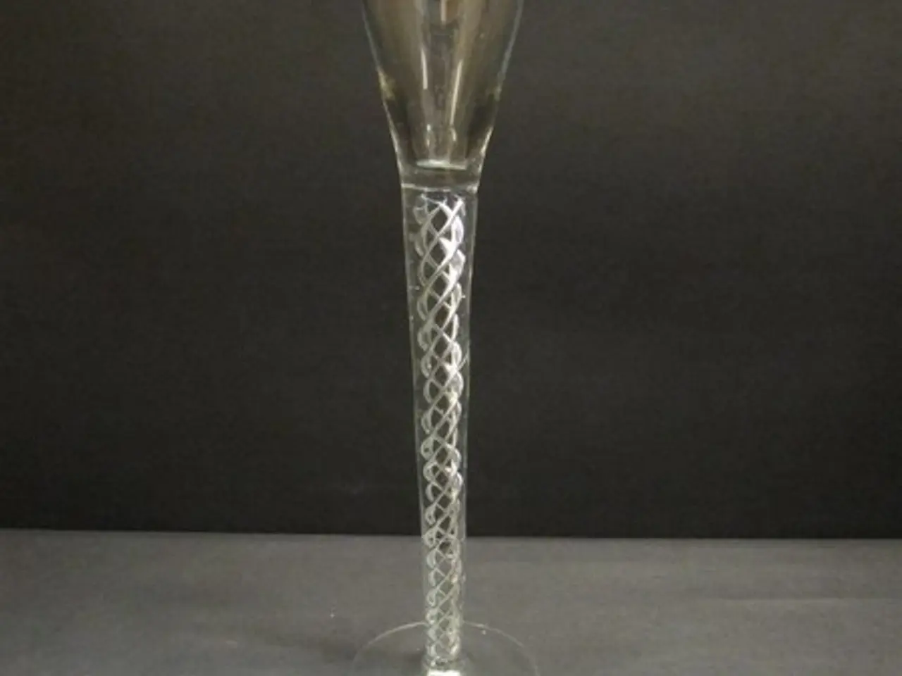Billede 1 - Twist Snapseglas,indvendig Snogning H:220