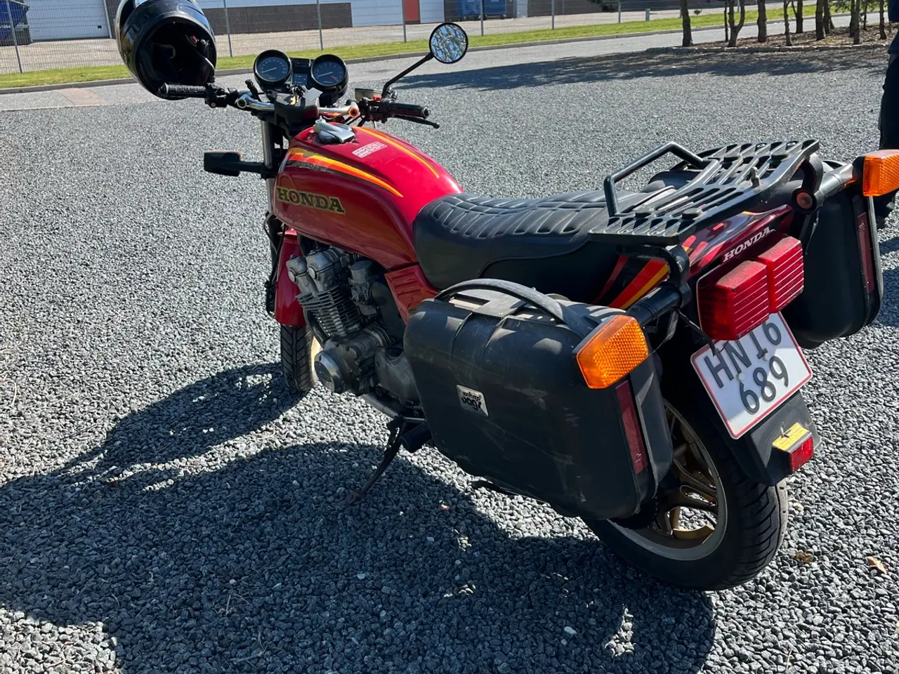 Billede 4 - Fin motorcykel Honda 750 veteran