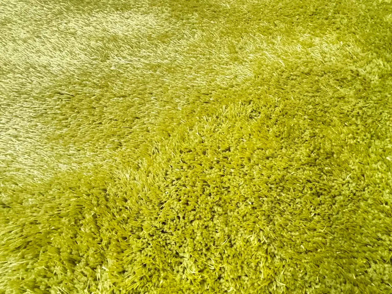 Billede 2 - Grønt shaggy tæppe sælges