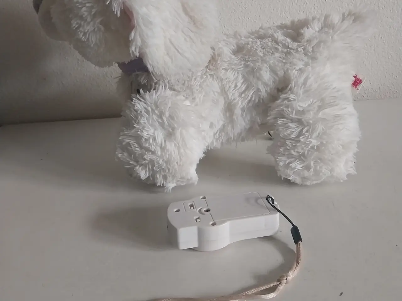 Billede 2 - Legetøjs hund med lyd og bevægelse
