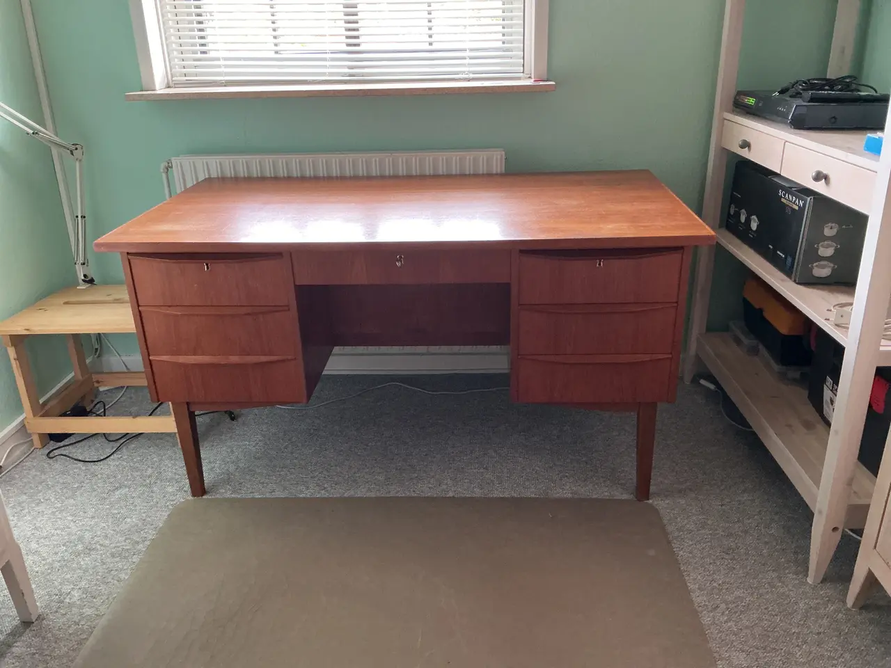 Billede 1 - Skrivebord i teak