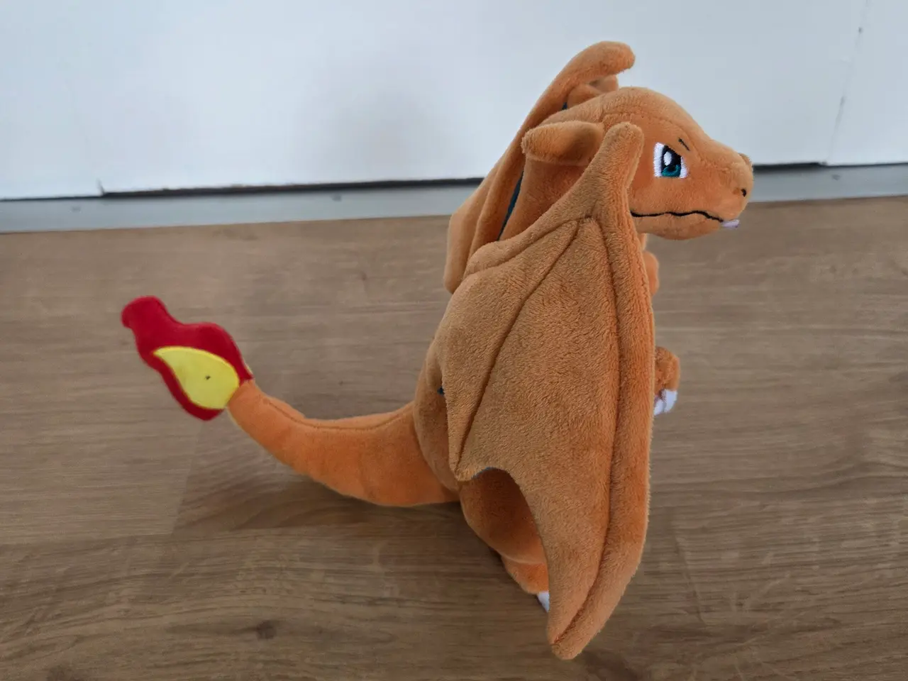 Billede 3 - Pokemon Charizard plys bamse