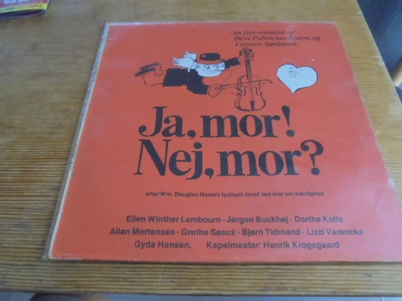 Billede 1 - LP: Ja Mor! Nej Mor! – Dansk  En fest-Musical 