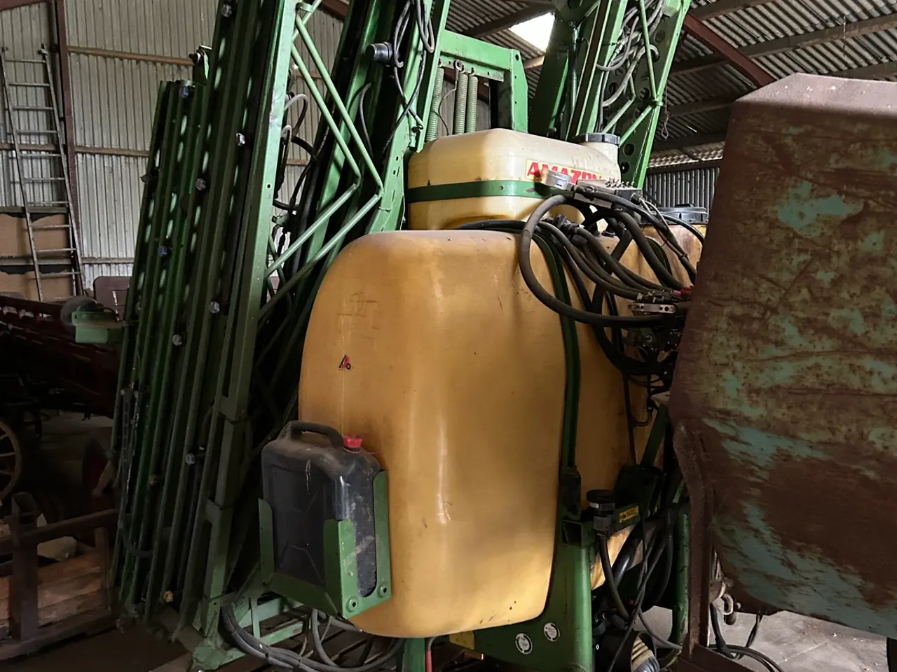 Billede 2 - 1200 liters 20 meters Amazone marksprøjte