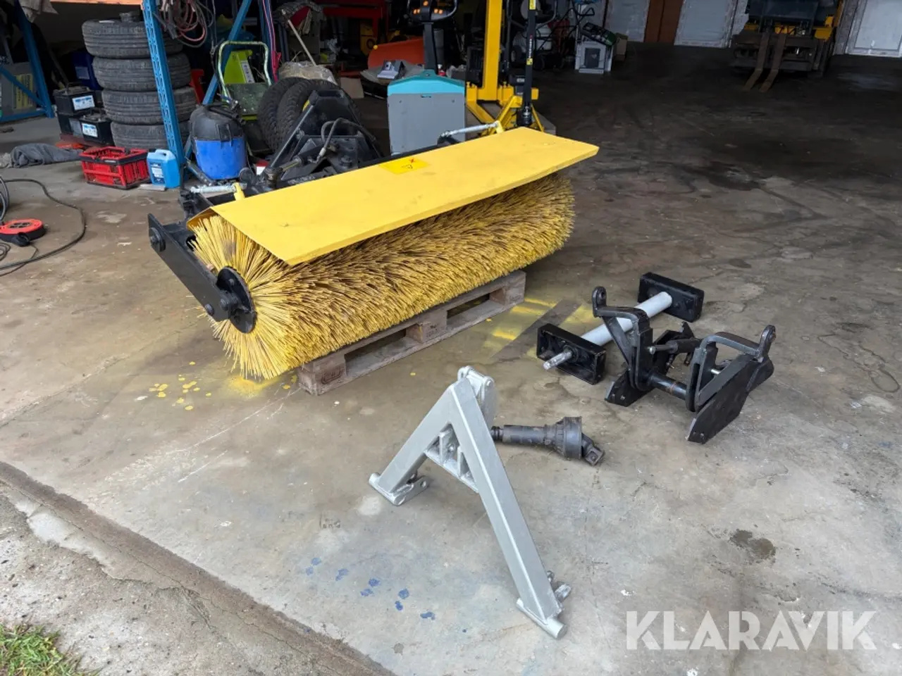 Billede 2 - Frontlift og kost Stensballe FF-1500