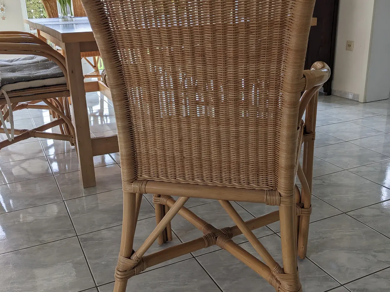 Billede 3 - 6 spisestuestole i rattan i god stand