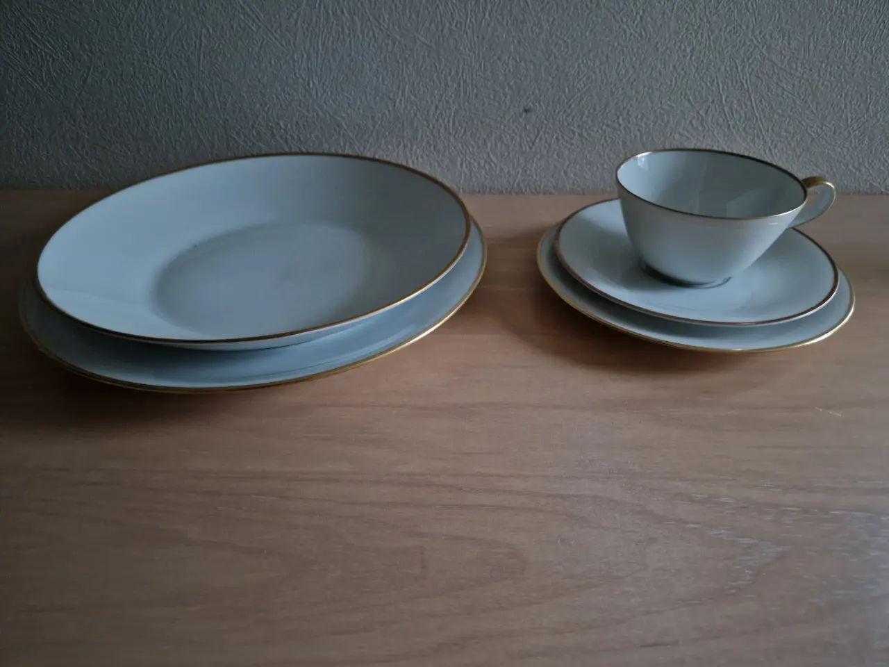 Billede 4 - Heinrich spise- og kaffestel 86 dele