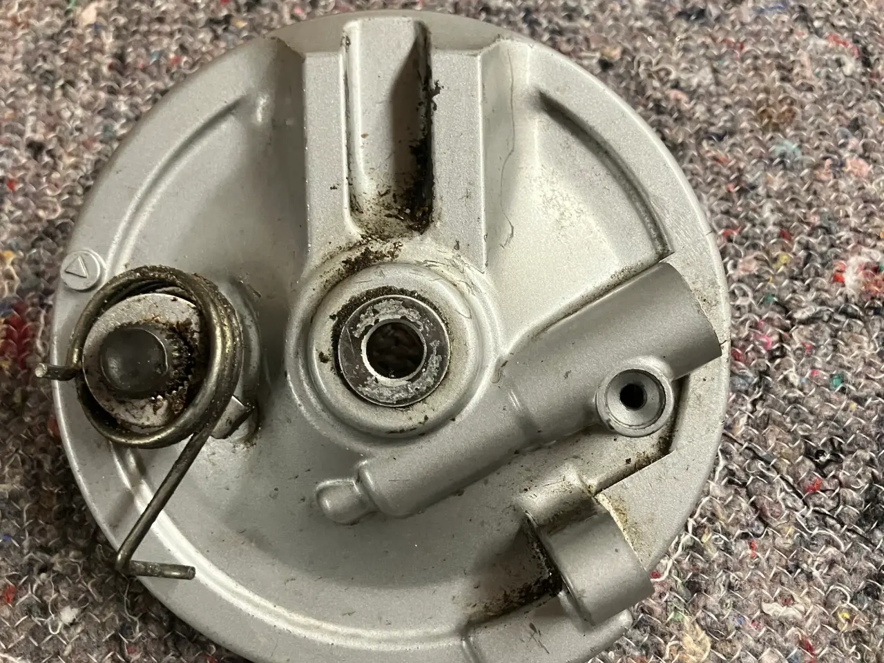 Billede 2 - Honda cd50 bremseplade forhjul.