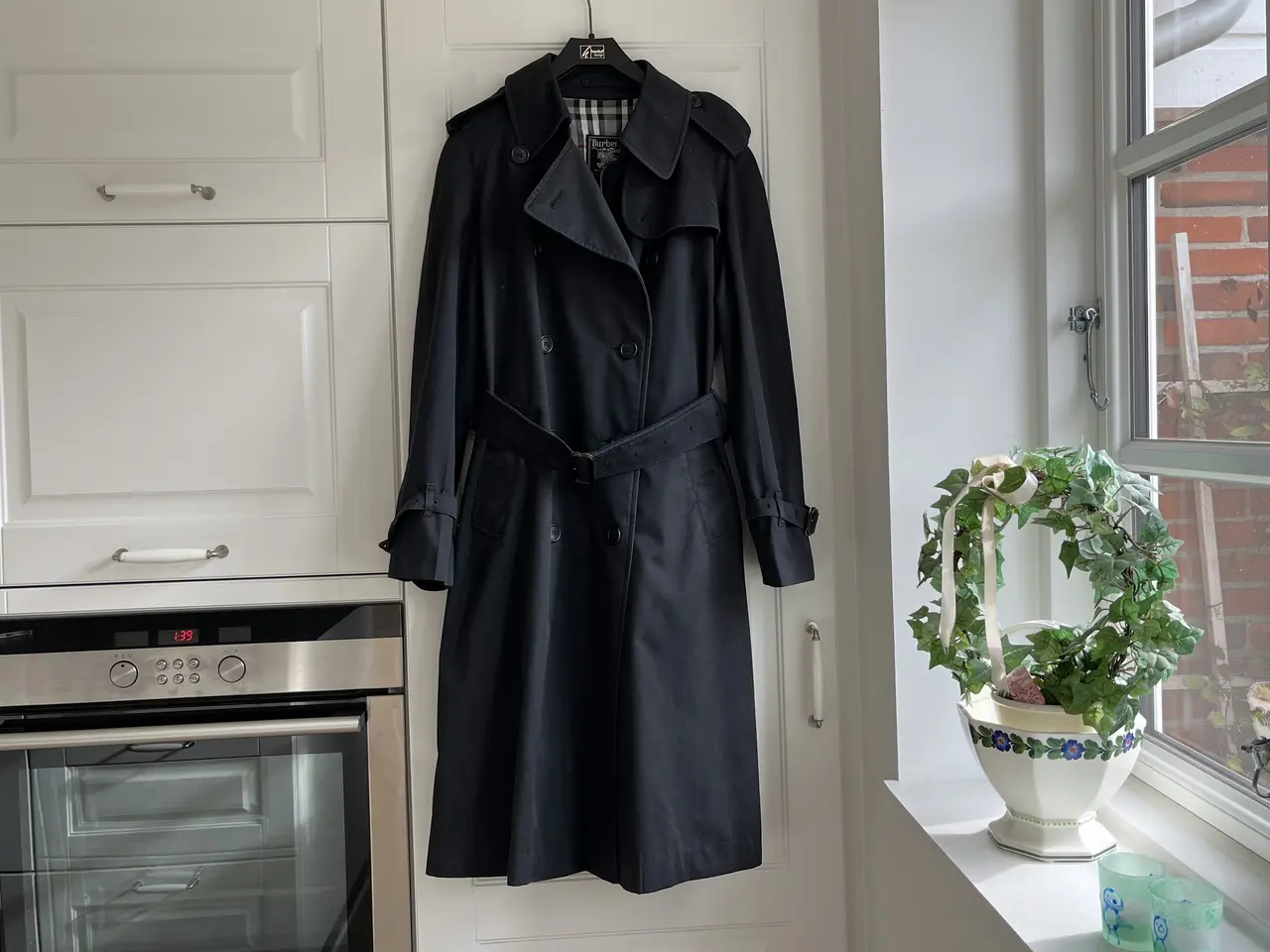 Billede 2 - Burberrys Trenchcoat, Frakke, Sort Str S