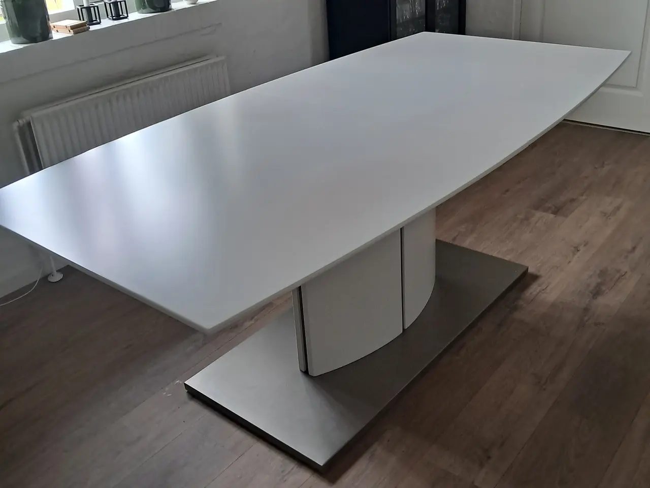Billede 5 - Hvid Spisebord 200cm + 2 tillægsplader.