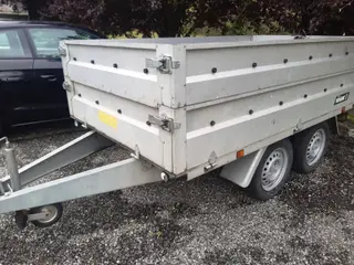 Variant Trjler. 750. Kg. Total. med høje sider.