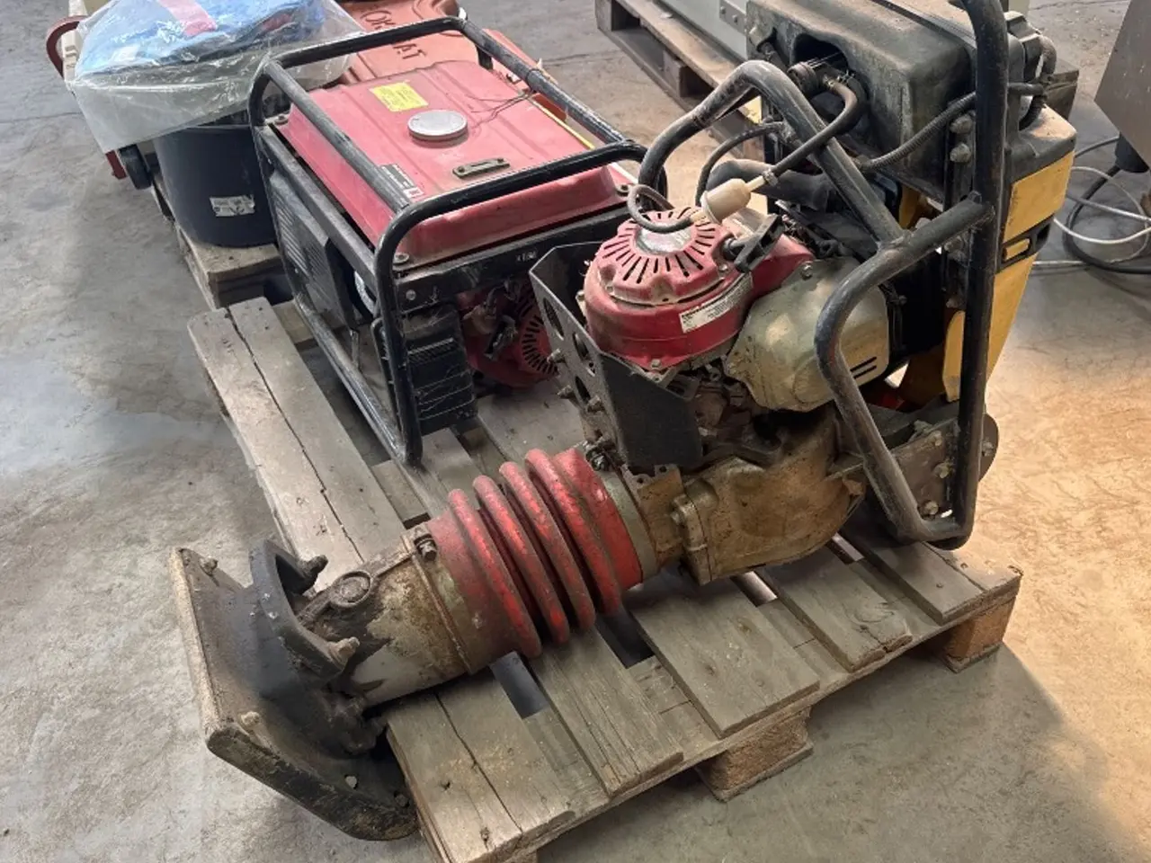 Billede 3 - Dynapac jordloppe, generator m.m. 