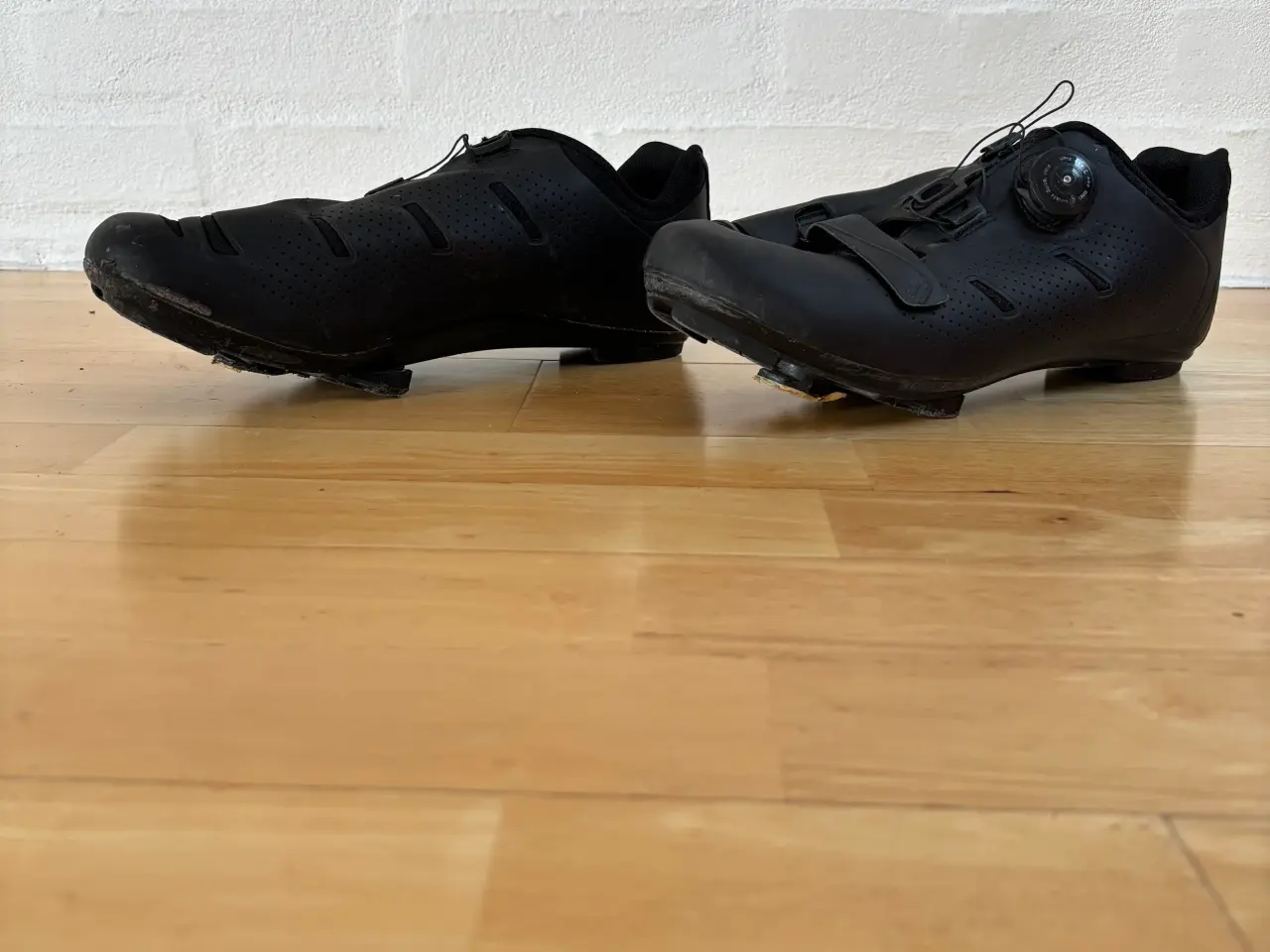 Billede 1 - AGU Cykelsko str. 44 sort