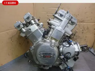 YAMAHA XZ 550