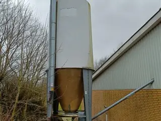 BM silo 12-15 tons, med snegl