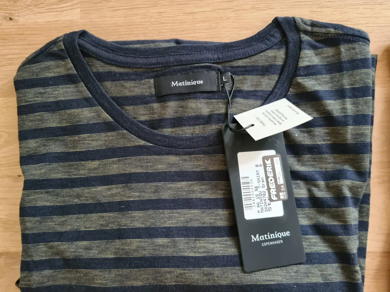Billede 7 - NYE T-shirts Matinique og Lindbergh - str L