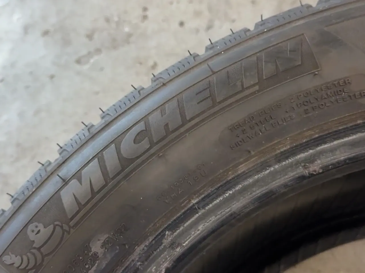 Billede 2 - 255/50 R19