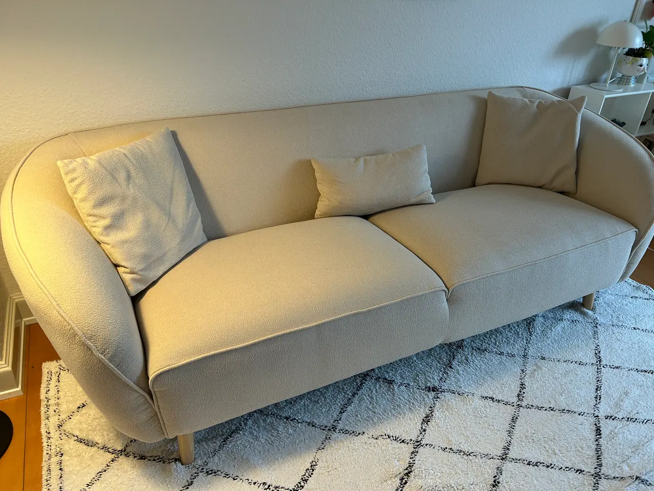 Billede 2 - Boucle sofa