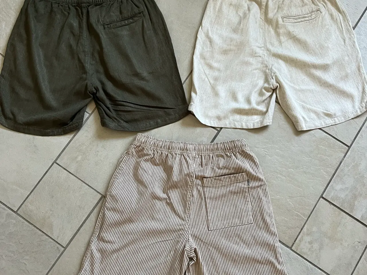 Billede 2 - 3x Flotte Shorts til dreng