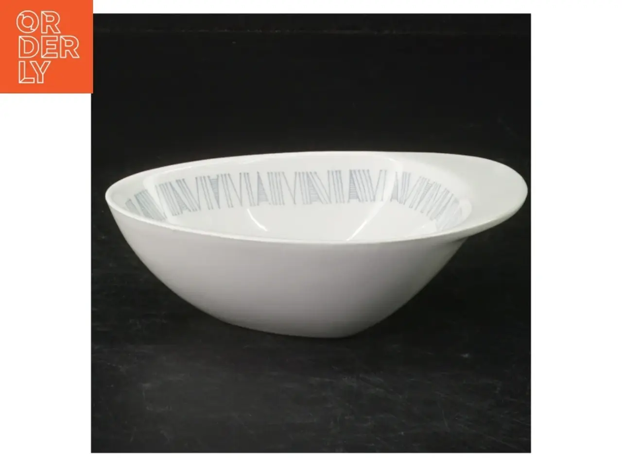 Billede 1 - Blåt dekoreret keramikfad fra Rrstrand (str. 12 x. 9,5 cm)