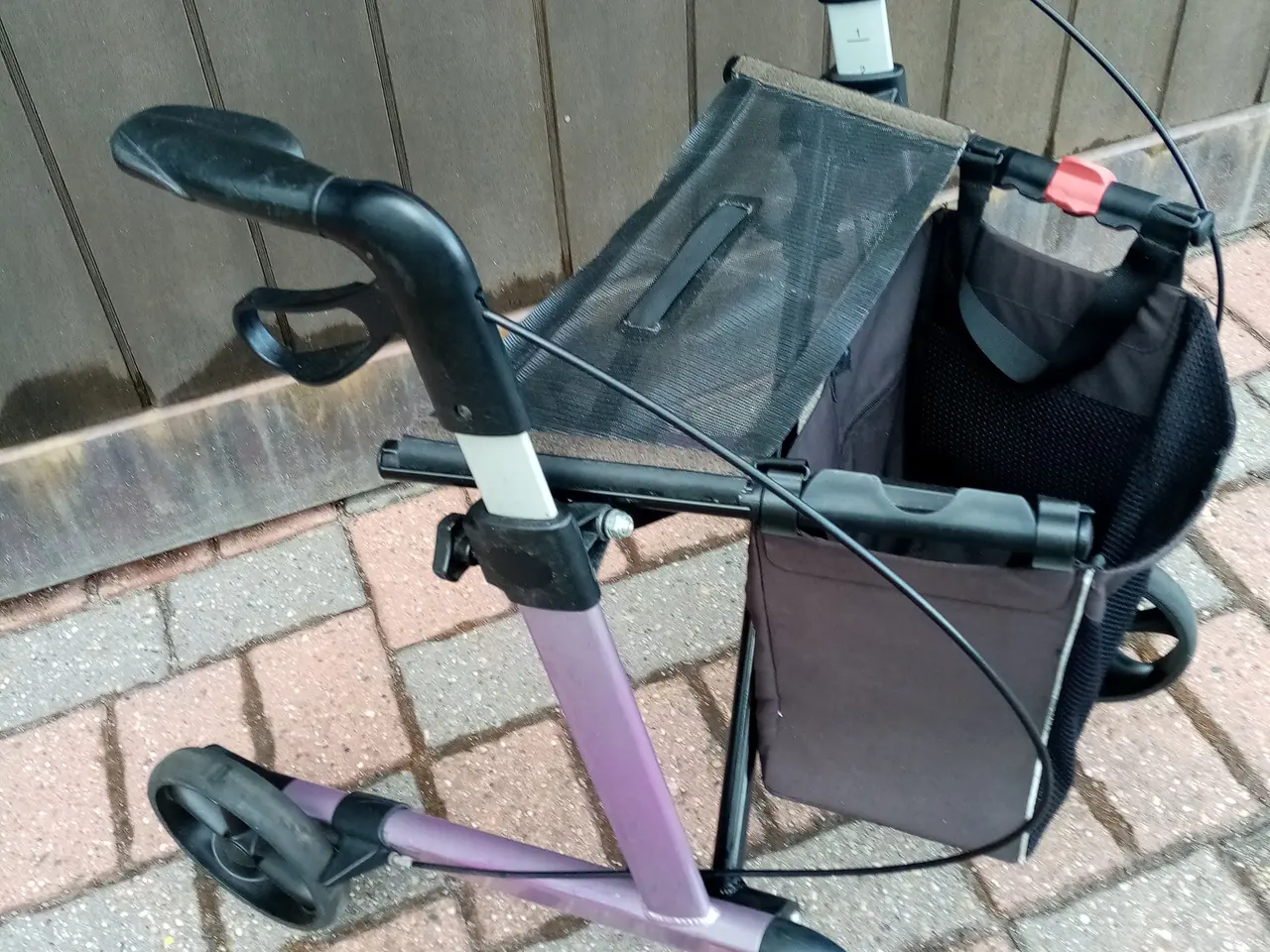 Billede 1 - ROLLATOR-- . MED ERU BREMSER