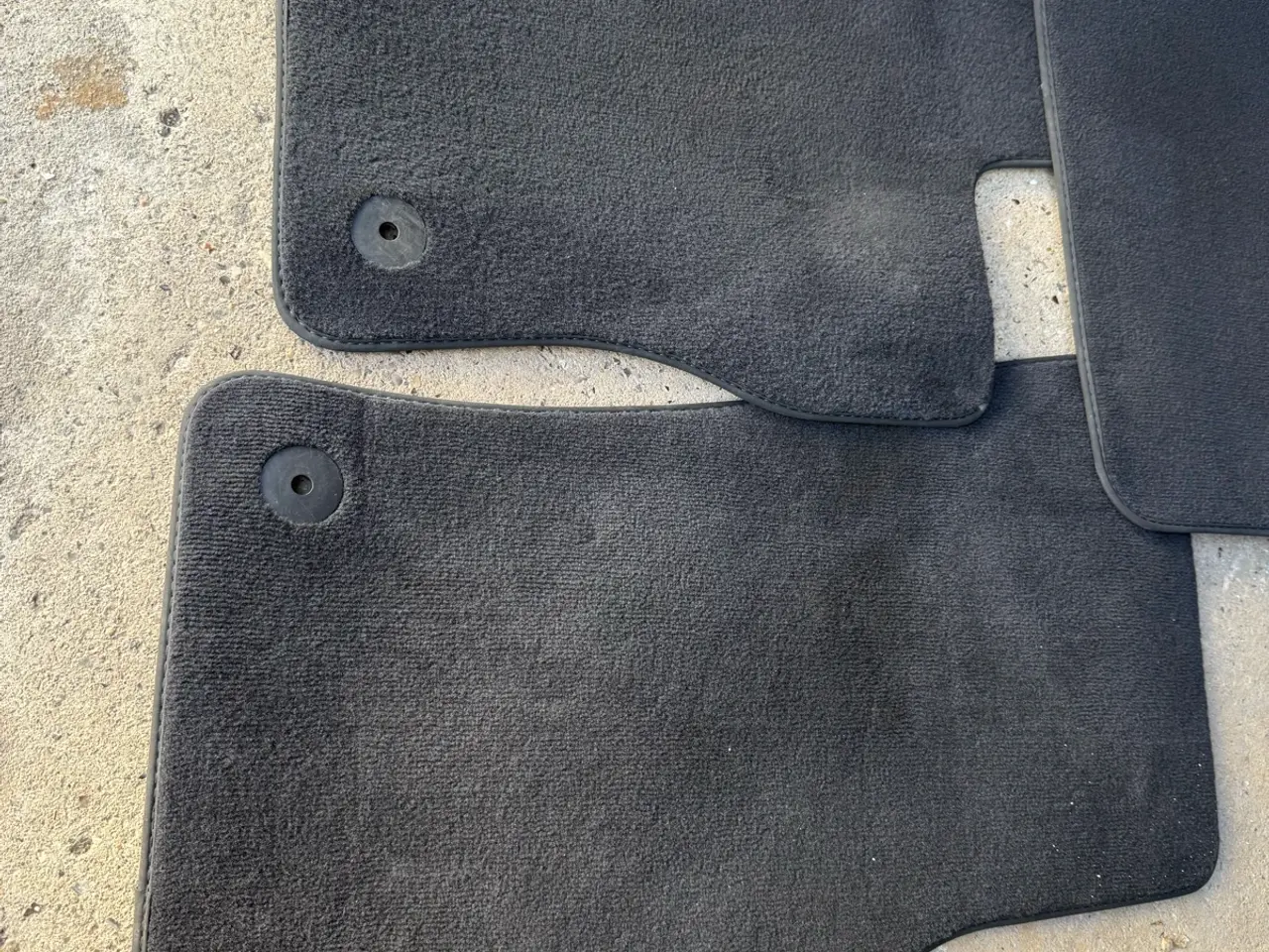 Billede 3 - Original VW bundmättesæt