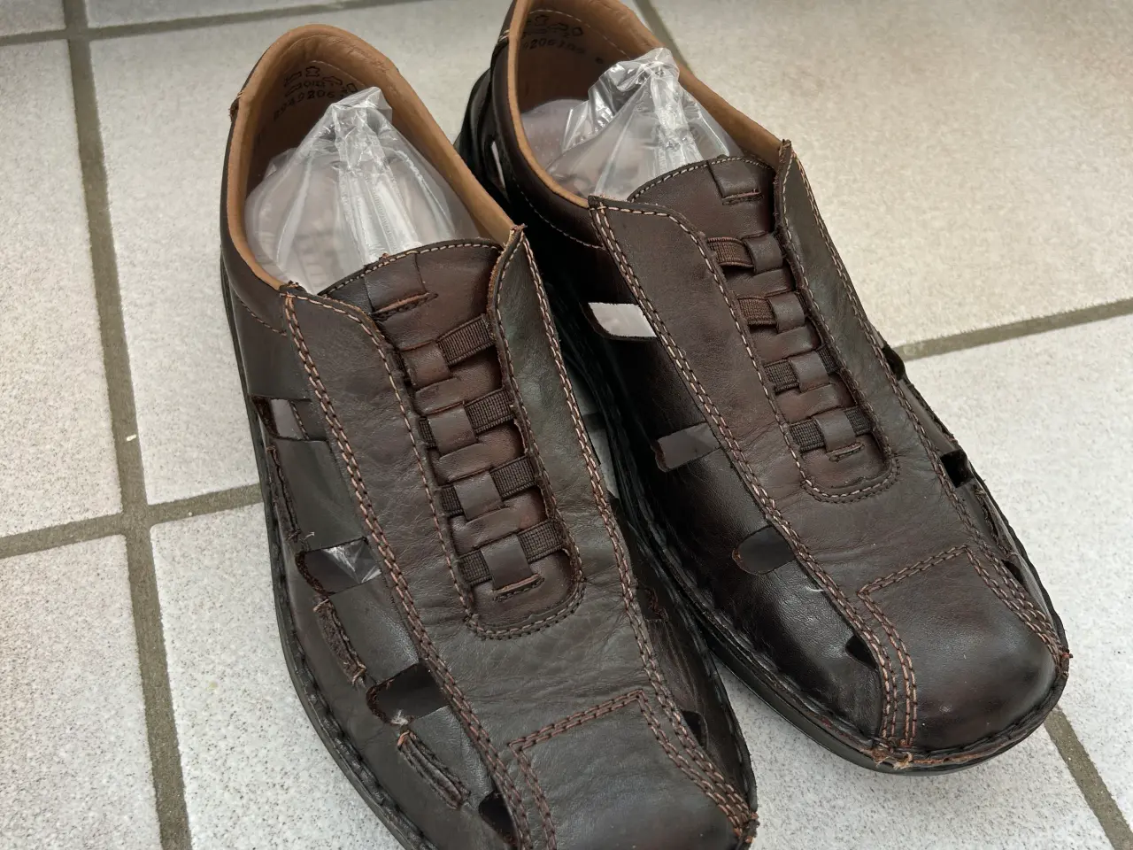 Billede 1 - Næsten ny Rieker sneakers str.41