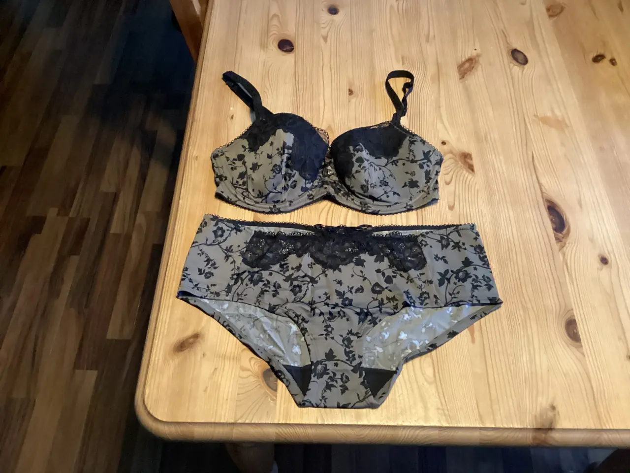Billede 6 - Nye Bh- Sæt. Forskellige Str / Corsage.