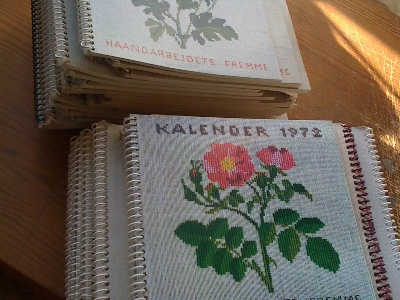 Billede 15 - Diverse HAANDARBEJDETS FREMME - Årets korssting 