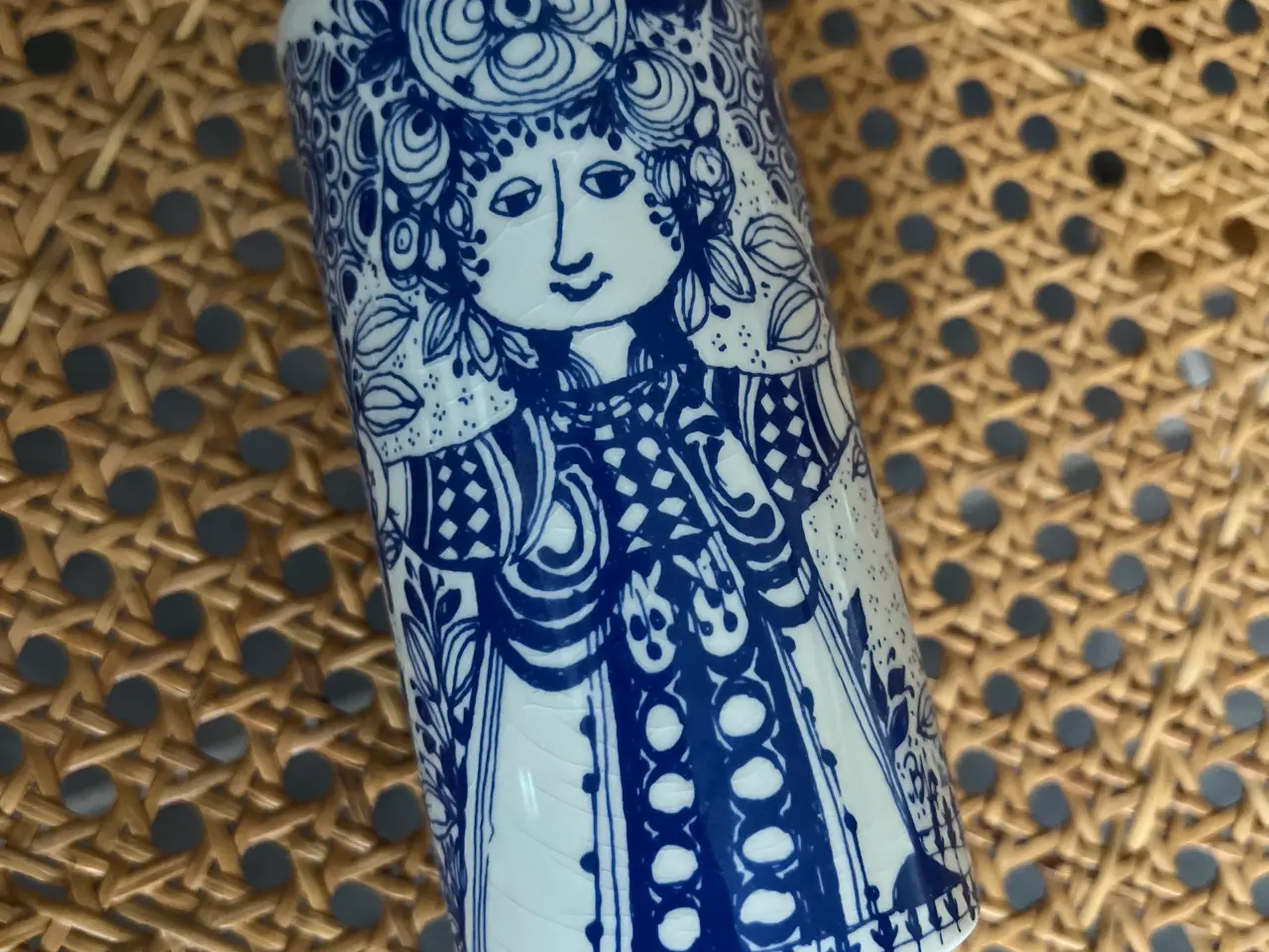 Billede 1 - Smuk Bjørn Wiinblad vase – Flora-serien 🌸