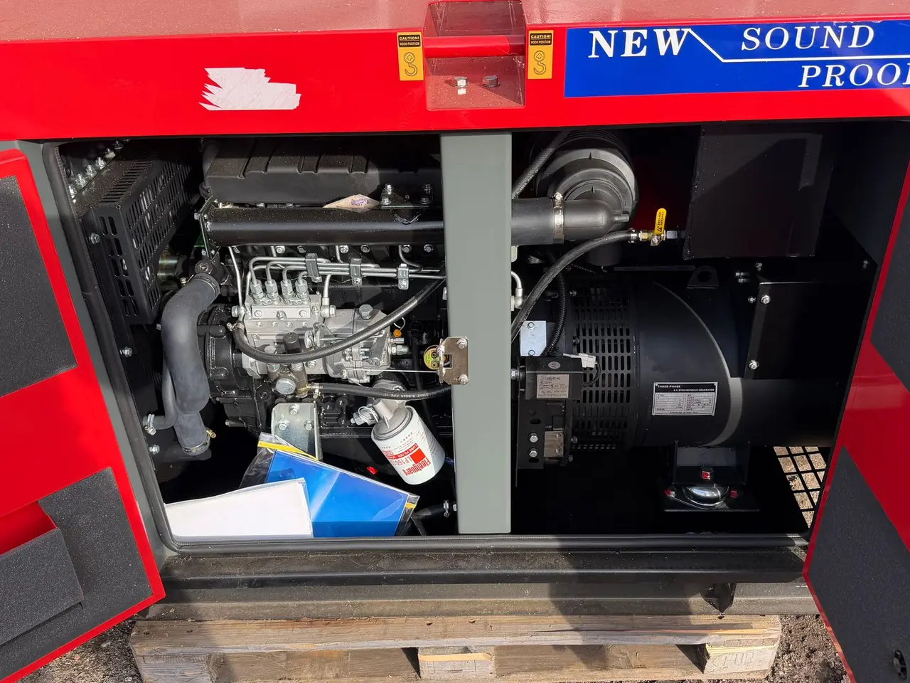Billede 6 - KAWAKENKI KK25-III-SSS Næsten ny 25 KVA Generator