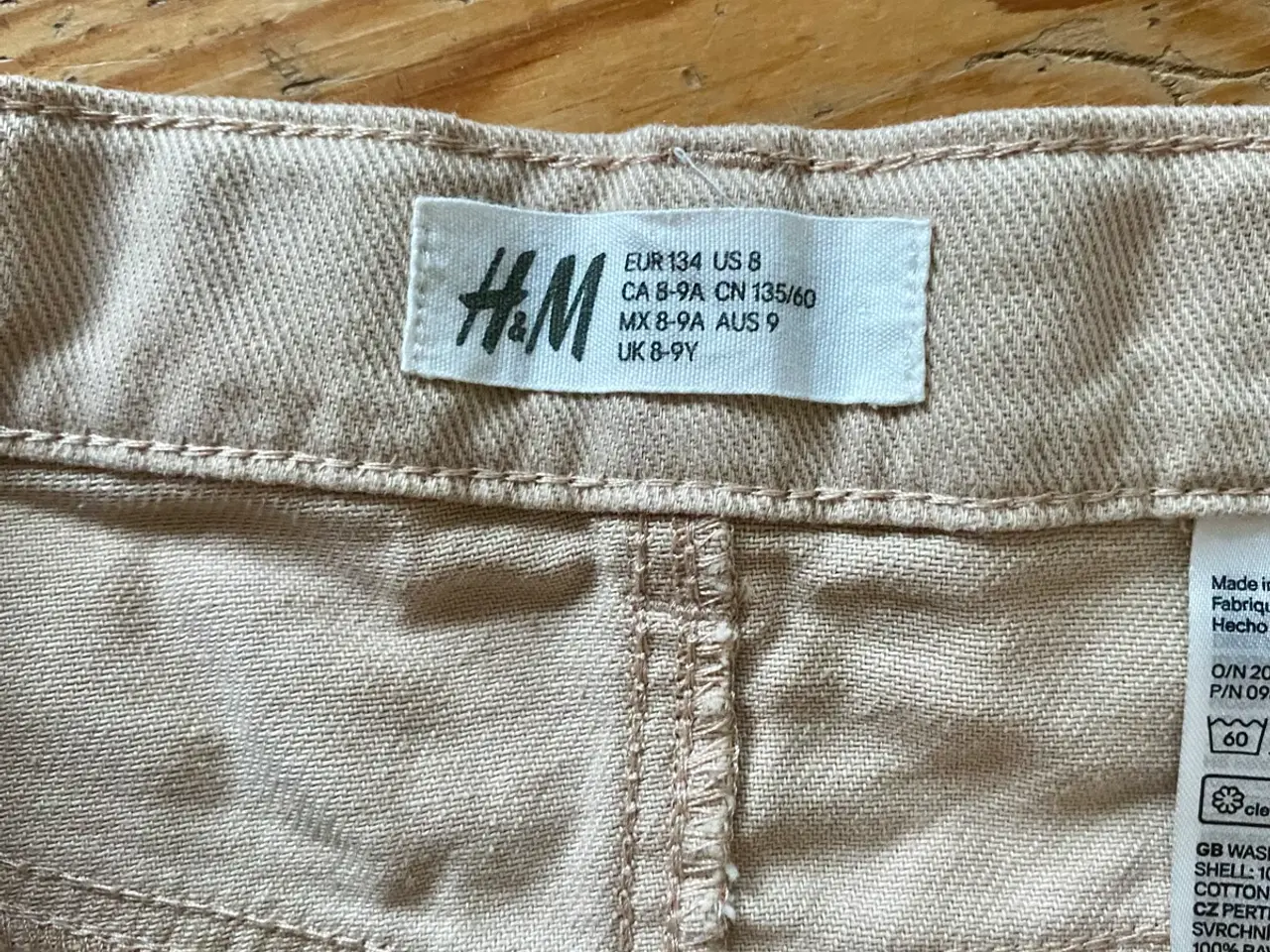 Billede 3 - H&m nederdel 134